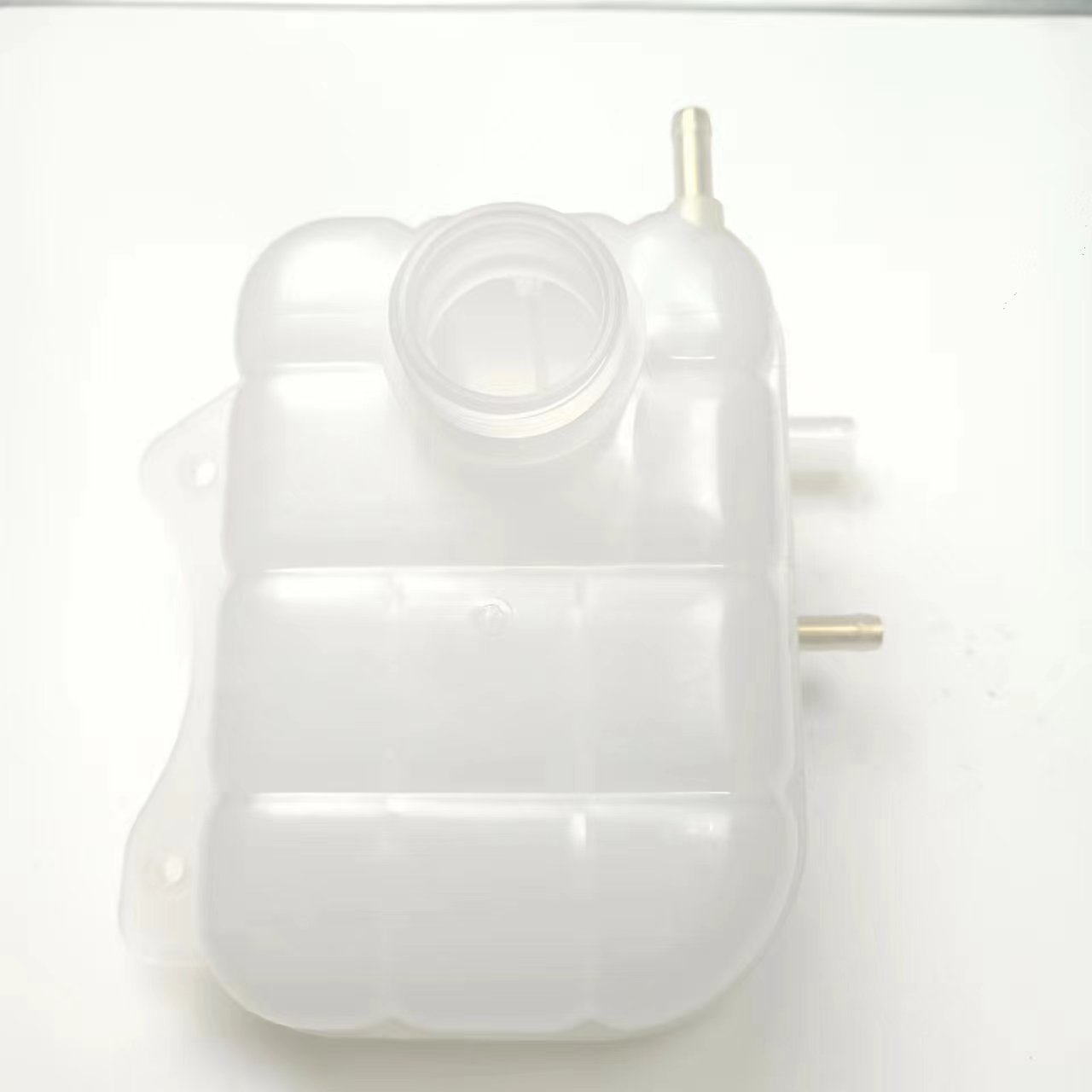 JJQ  96813425 Radiator Coolant Overflow Tank  for Suzuki Forenza 2004-2008