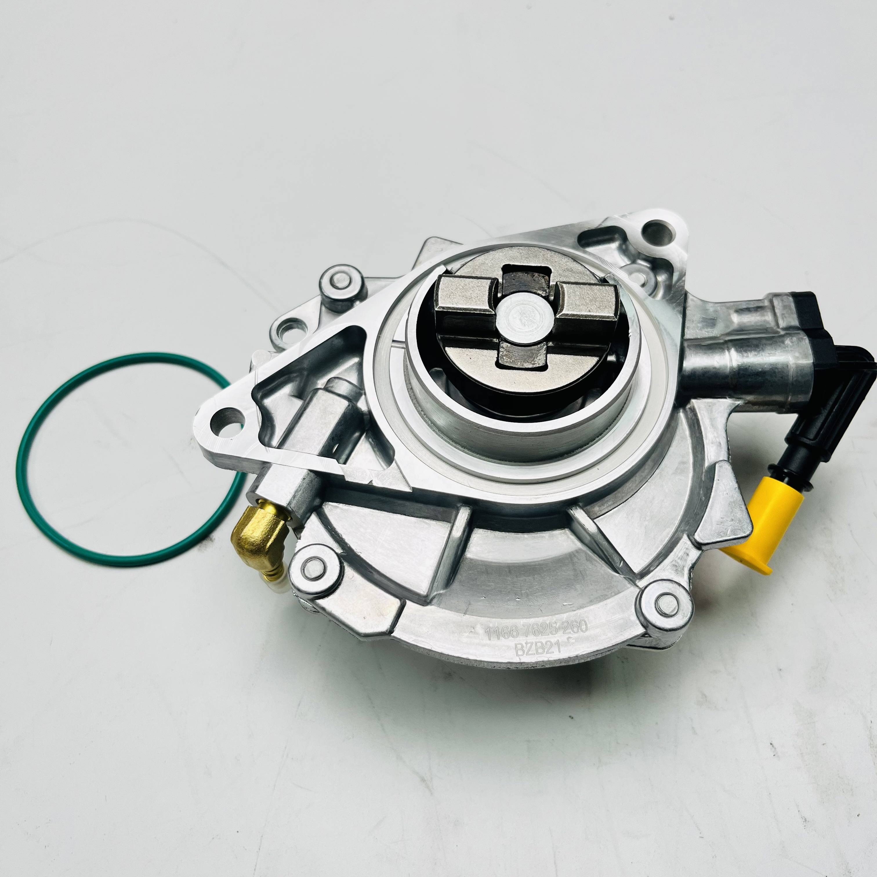 Brake Vacuum Pump for BMW F20 F30 F35 114i 116i 118i 316i 320i N13 OEM 11667625260